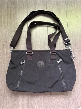 Kipling Black Water Resistant Nylon Travel Bag Crossbody Duffle Weekender